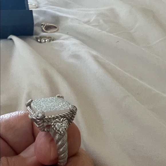 Judy Ripka - Picture 5 of 5